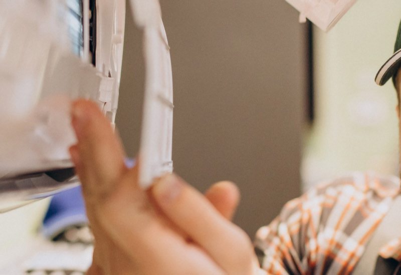 Vital Air Conditioning Services | What does an aircon repairer do to fix your AC issue?