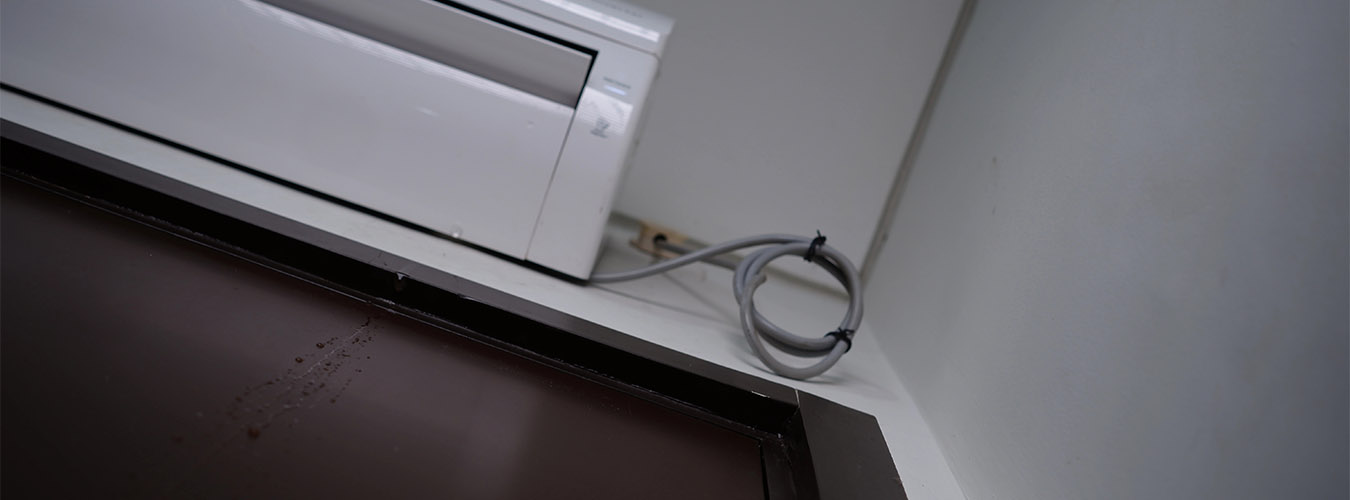 Vital Air Conditioning Services | How To Stop Water Leaking From Your Air Conditioner Until A Technician Arrives
